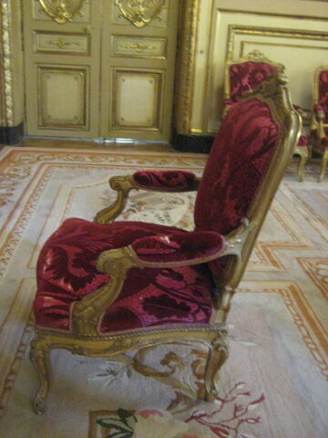 Fauteuil de style Louis XV., image 2/2