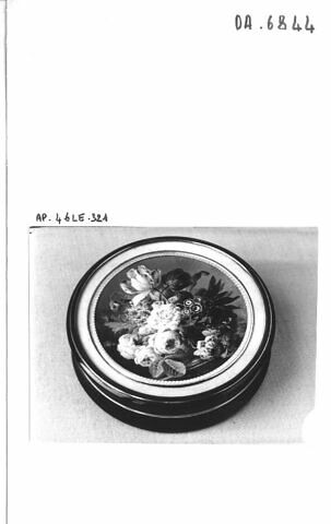 Bonbonnière ronde, image 3/3