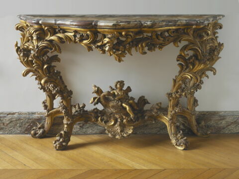 Table-console à quatre pieds