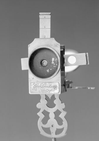 Microscope simple de poche et sa boîte, image 3/4
