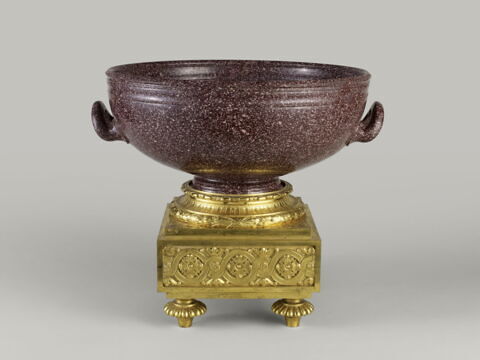 Coupe, image 4/4
