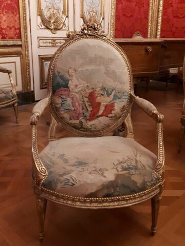 Fauteuil couvert en tapisserie de Beauvais, d'un ensemble de dix (OA 6657 à OA 6666)