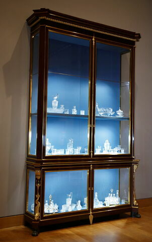 Grande vitrine du musée de la Marine
