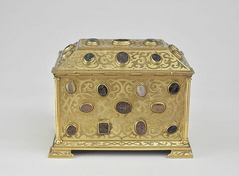 Coffret décoré de 49 intailles, image 3/7