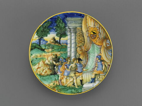 Plat rond à armoiries : Sinon conduit devant Priam