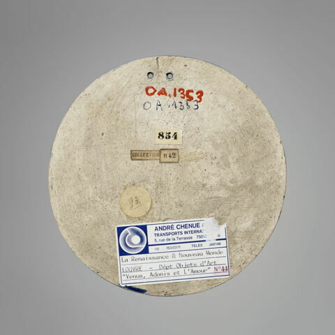 Plaque ronde : Vénus, Adonis et l'Amour, image 2/2