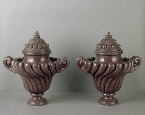 Paire de vases, image 2/3