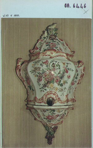 Fontaine d'applique, image 8/9