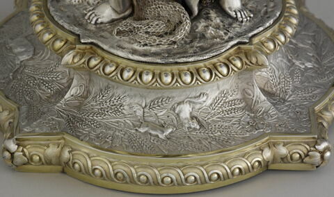 Coupe d'un ensemble de quatre (OA 12519 1 à OA 12519 4) du surtout de table du duc de Luynes (1802-1867), image 6/18