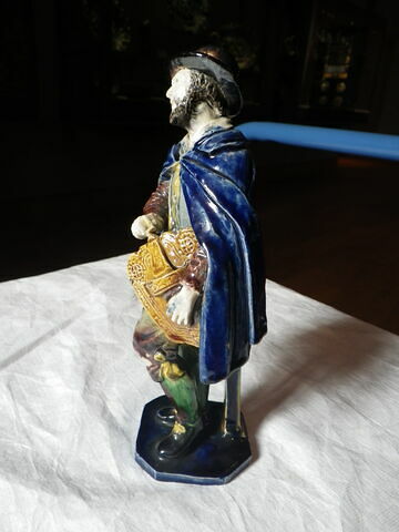 Statuette : Joueur de vielle, image 3/10