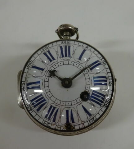Montre de forme 