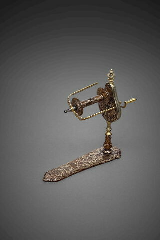 Rouet miniature, image 2/10