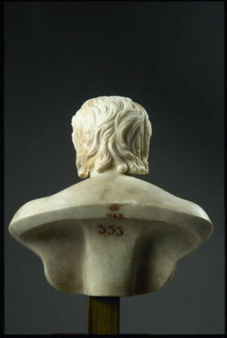 Statuette : jeune homme, image 5/9