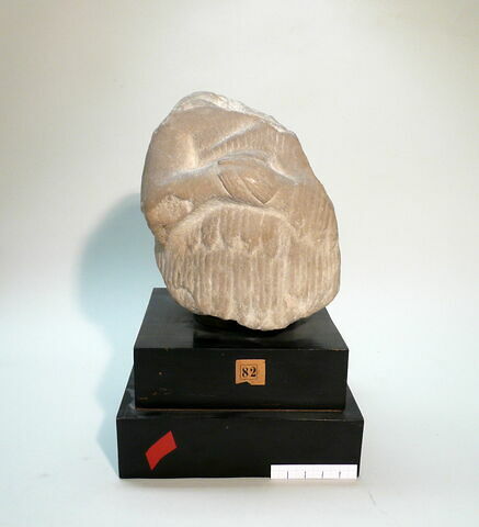 statue, image 6/6