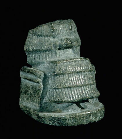 statue, image 6/6
