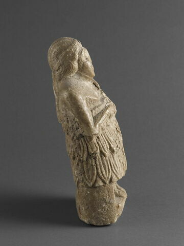 statue, image 4/6