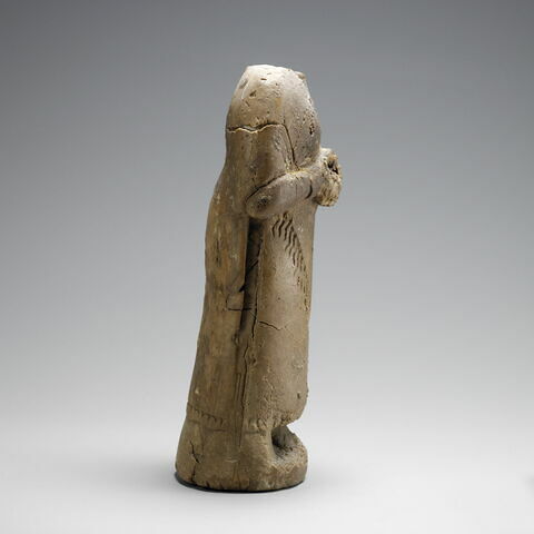 statue, image 2/3