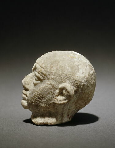 statue, image 3/4