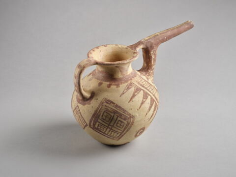 vase, image 5/7