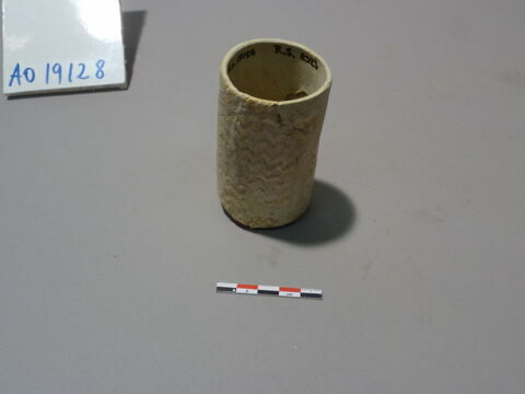 vase
