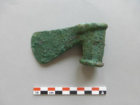 hache, image 2/2