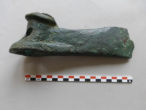 hache, image 2/2