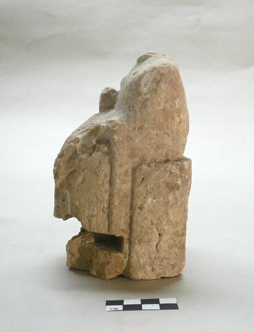 statue, image 12/15