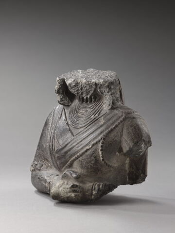 statue, image 4/5