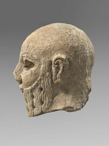 statue, image 9/19