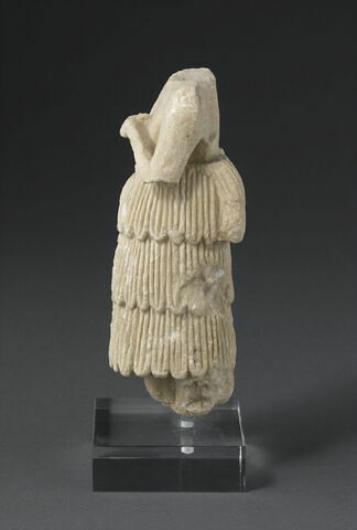 statue, image 12/16