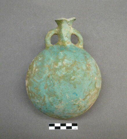 vase, image 2/3