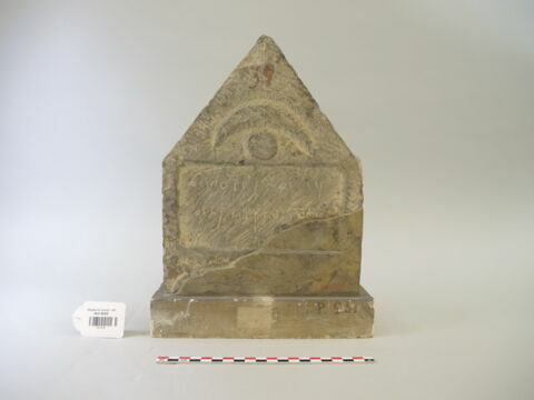 stèle