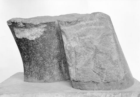 statue, image 8/11