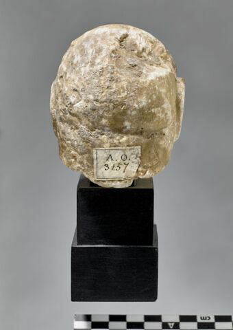 statue, image 2/6