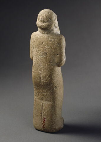 statue, image 7/9