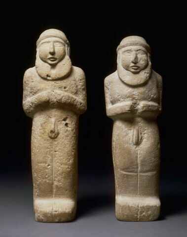 statue, image 9/9