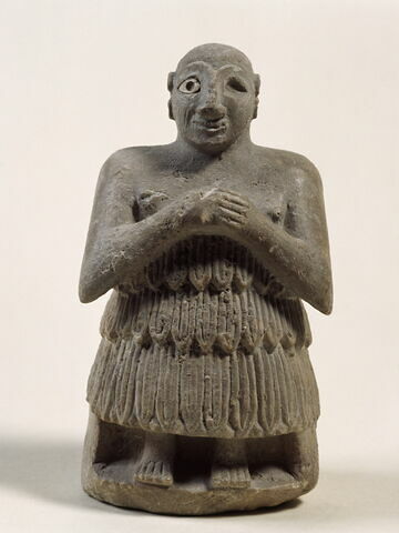 statue, image 8/15