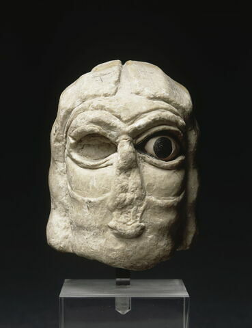 statue, image 6/6