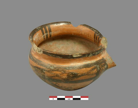 vase, image 3/4