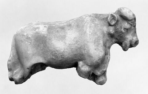 statue, image 2/2