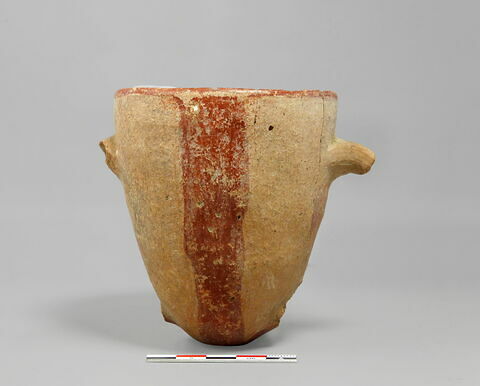 vase, image 3/3