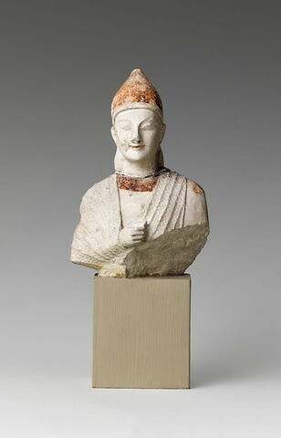 statue
