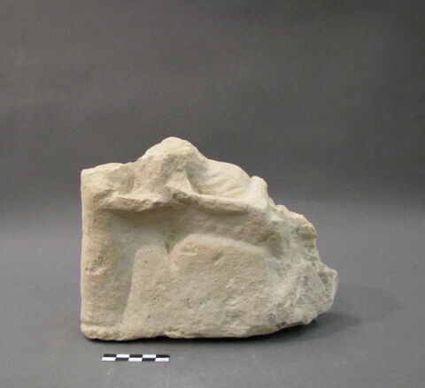 statue, image 2/3