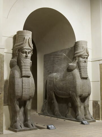 relief mural, image 3/21