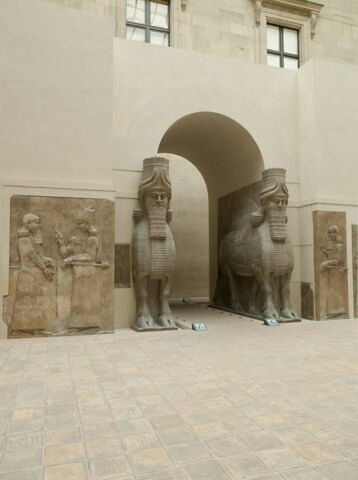 relief mural, image 14/21