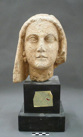 statue, image 4/6