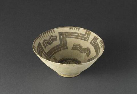vase, image 2/2