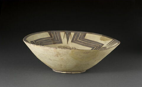 vase, image 2/3
