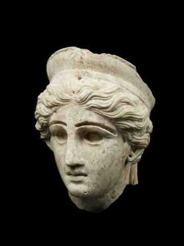 statue, image 2/6