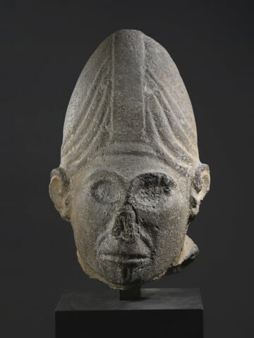 statue, image 7/11